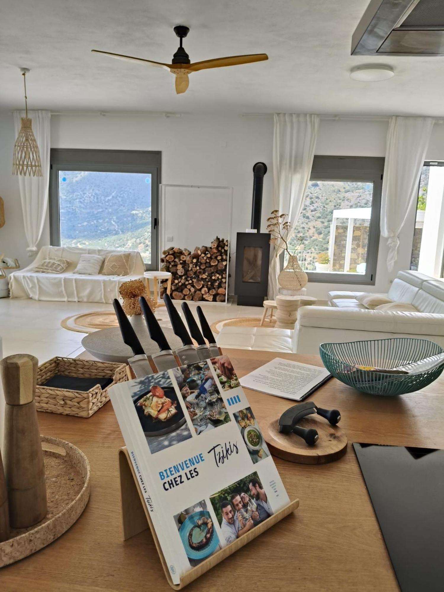 Villa Estee, Luxury Villa With Private Infinity Pool And Jacuzzi Elounda Exterior foto